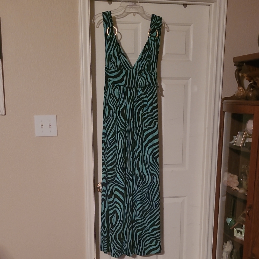 Elegant Zebra Print Maxi Dress
